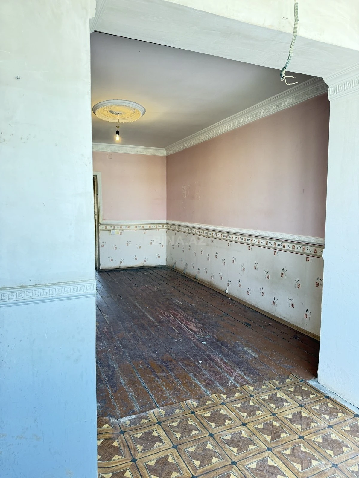 Satılır 2 otaqlı mənzil 55 m²