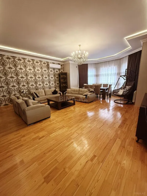 Satılır 4 otaqlı həyət evi 220 m²