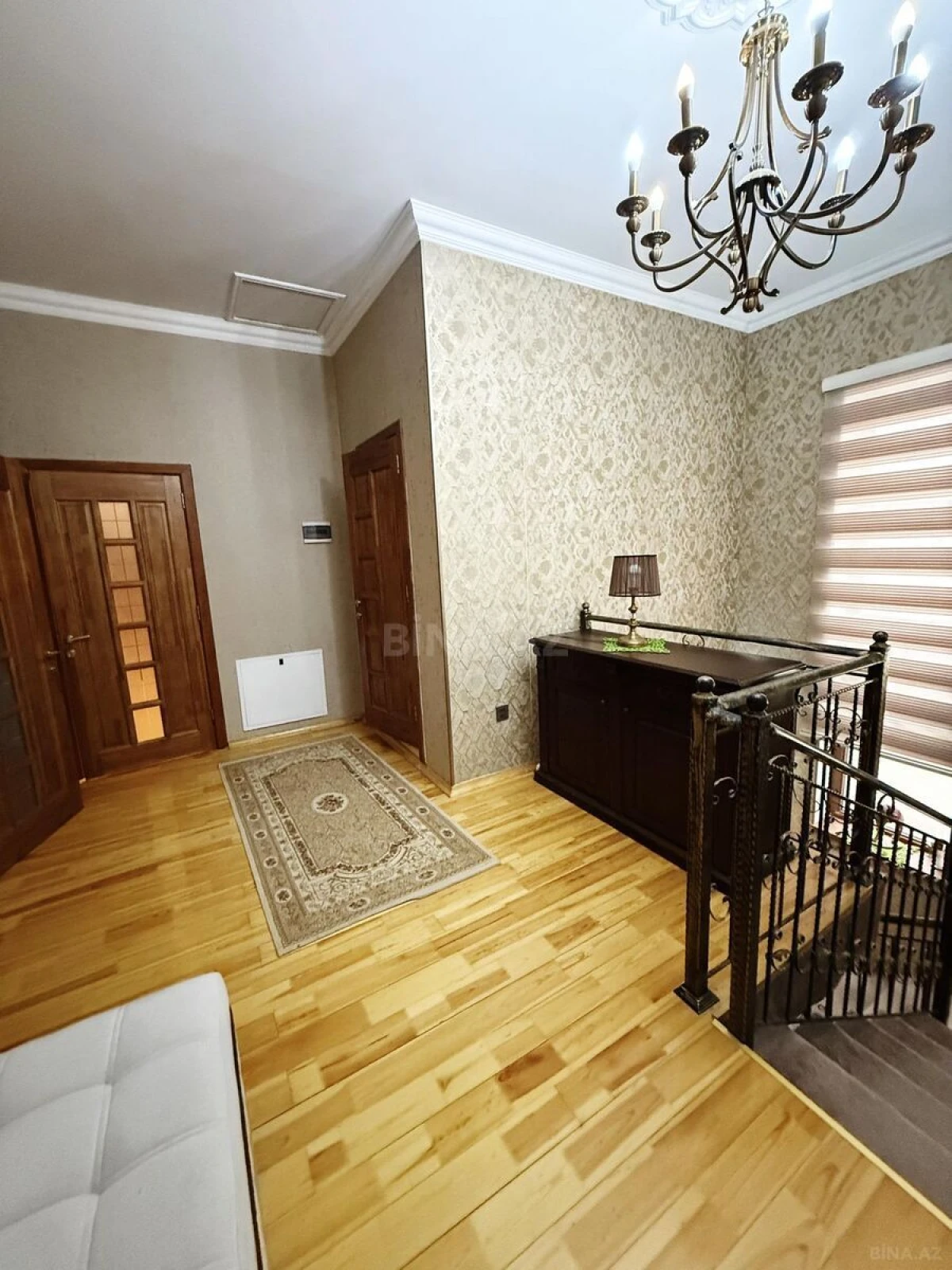Satılır 4 otaqlı həyət evi 220 m²