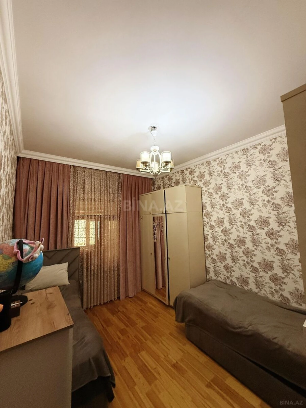 Satılır 4 otaqlı həyət evi 220 m²