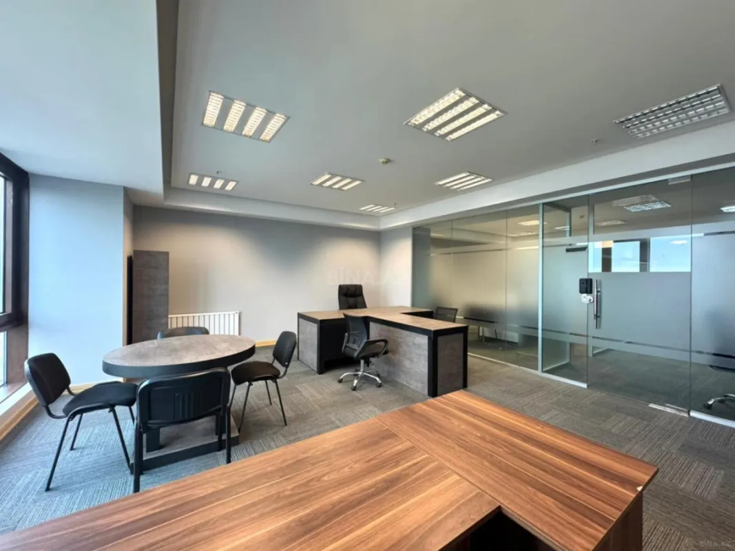 Kirayə verilir 3 otaqlı ofis 100 m²