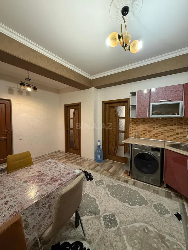 Satılır 2 otaqlı mənzil 71 m²