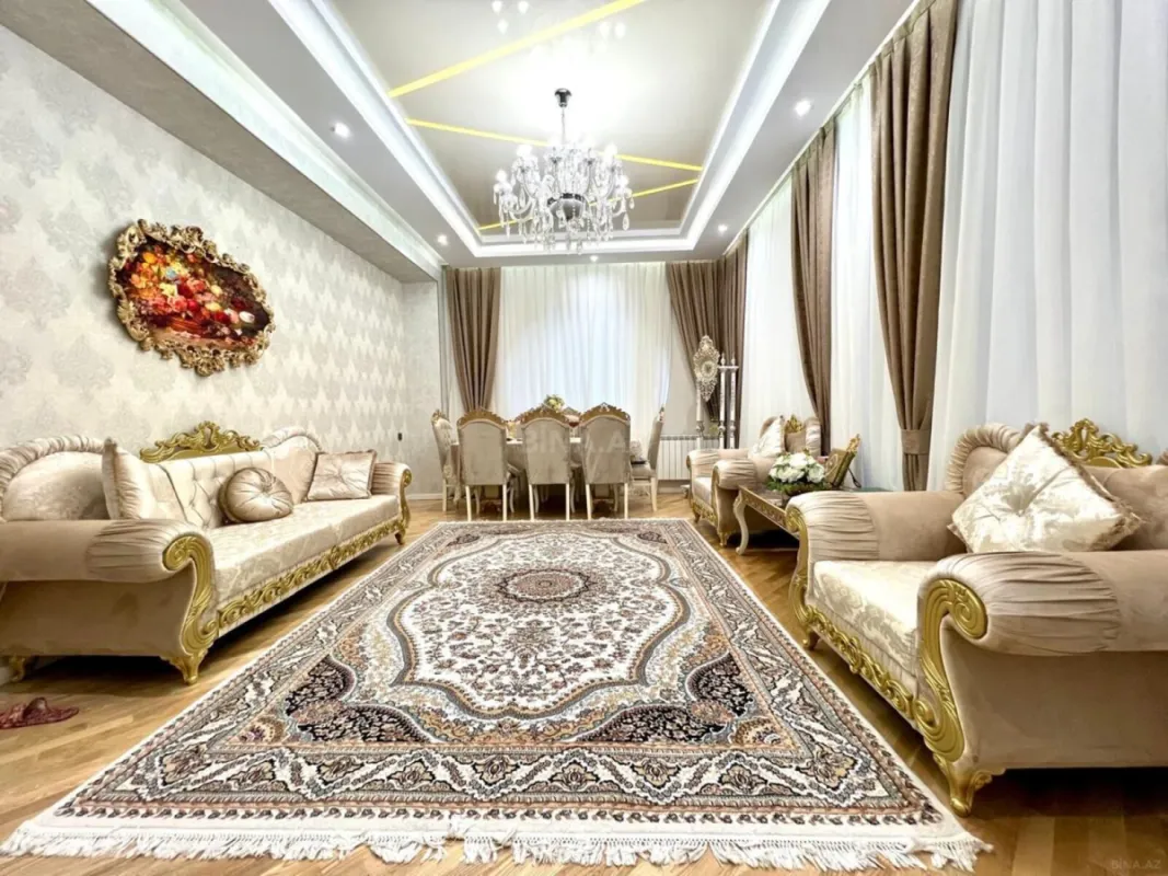 Satılır 5 otaqlı mənzil 505 m²