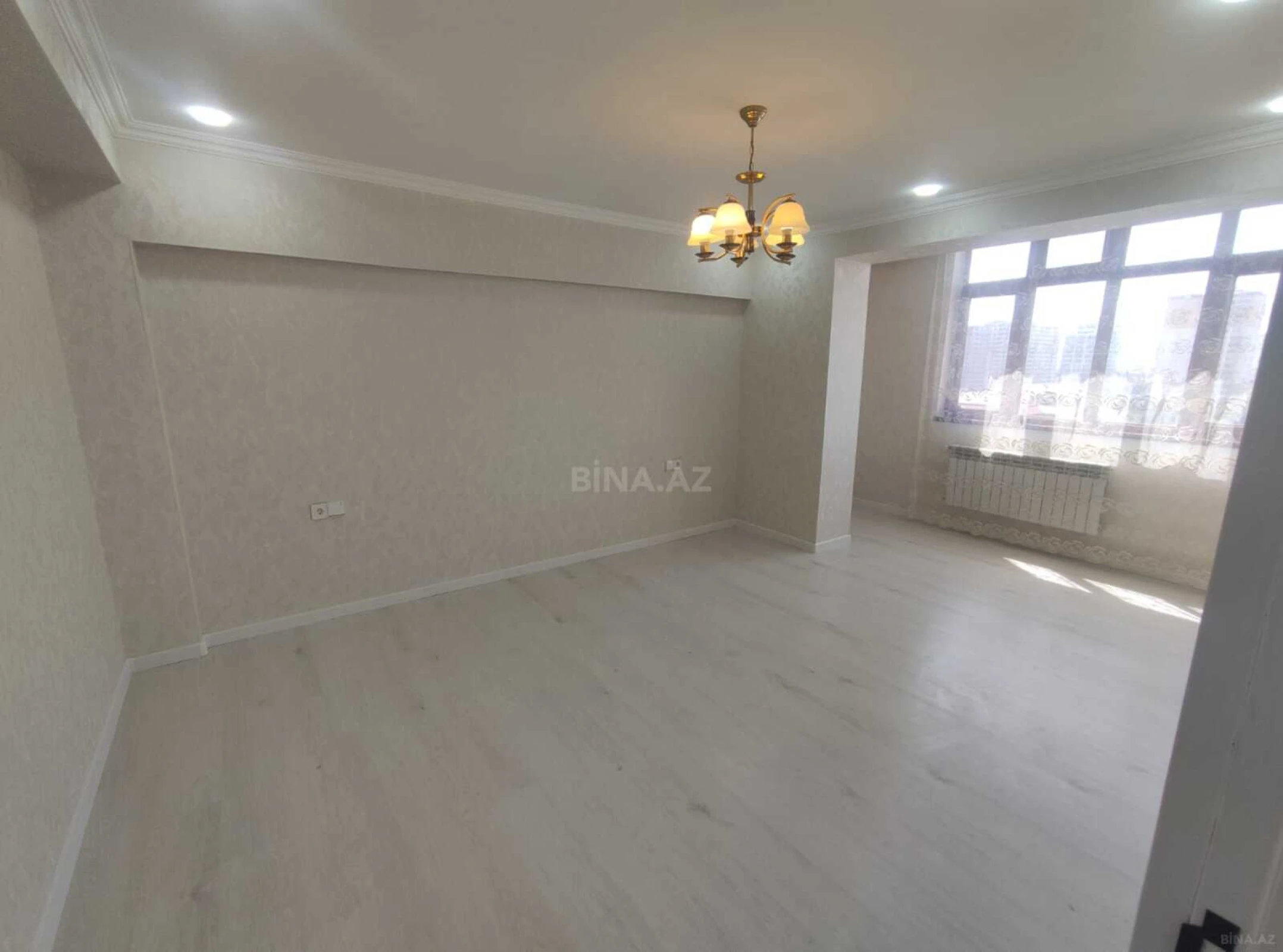 Kirayə verilir 2 otaqlı mənzil 70 m²