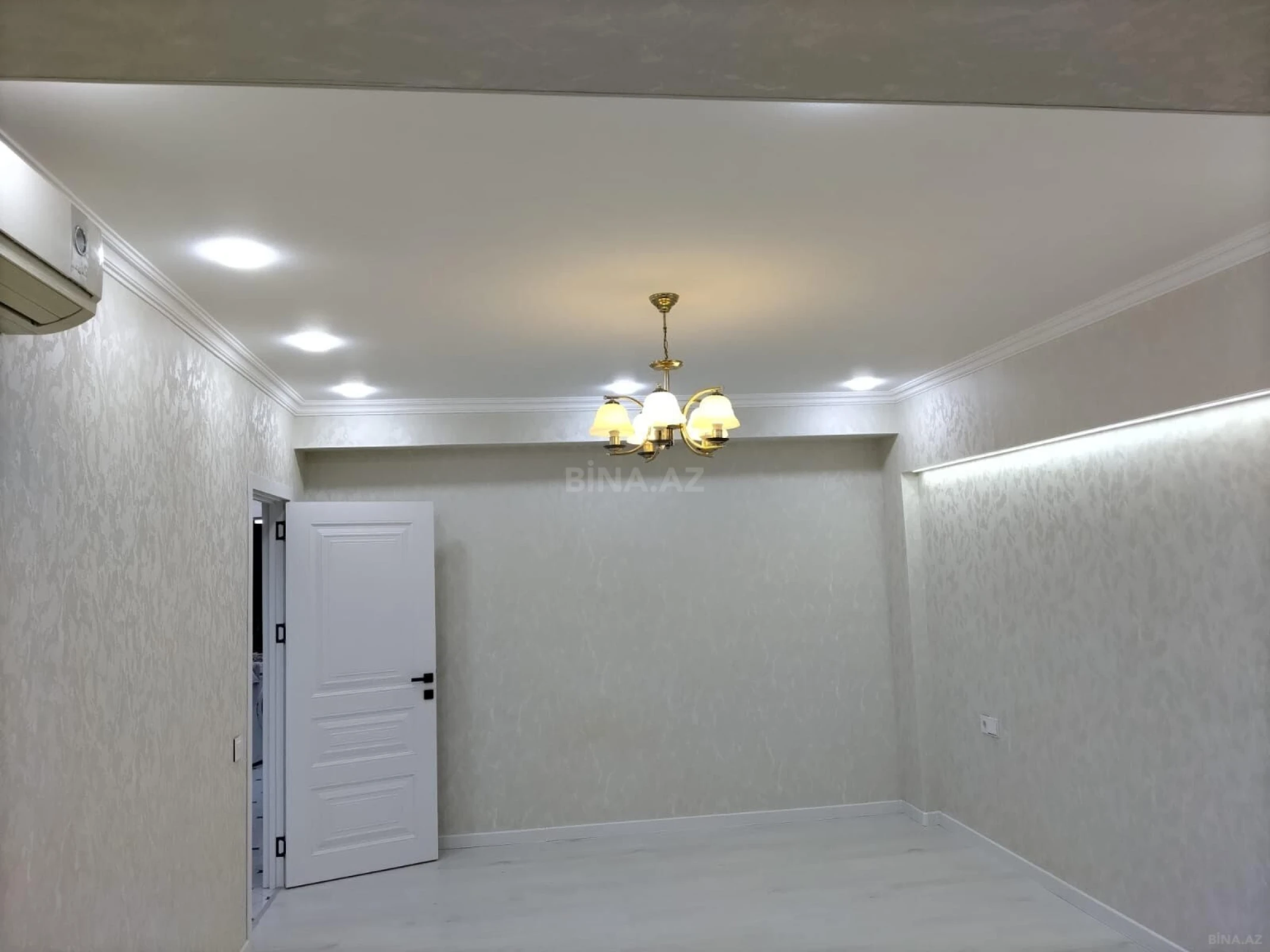 Kirayə verilir 2 otaqlı mənzil 70 m²