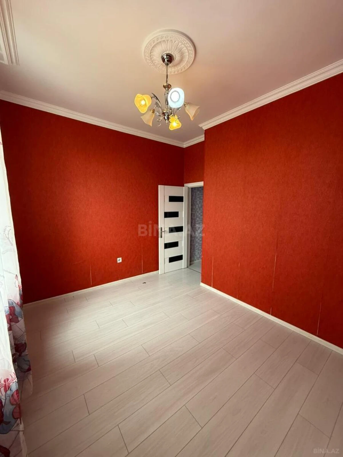 Kirayə verilir 2 otaqlı mənzil 65 m²