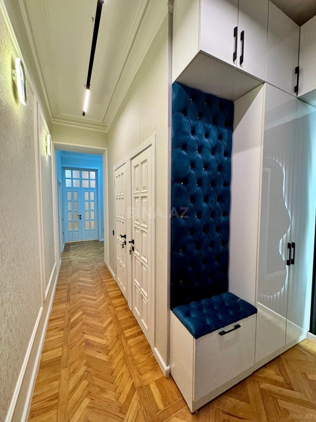 Satılır 5 otaqlı mənzil 140 m²