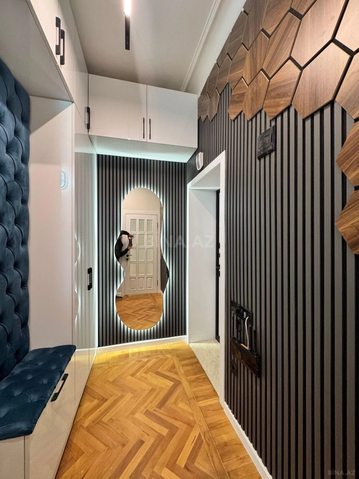 Satılır 5 otaqlı mənzil 140 m²