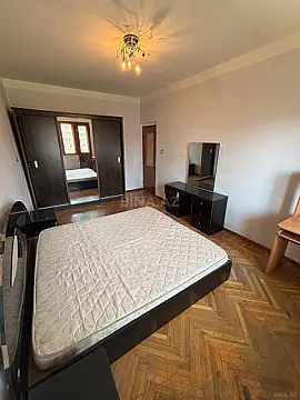 Kirayə verilir 4 otaqlı mənzil 100 m²