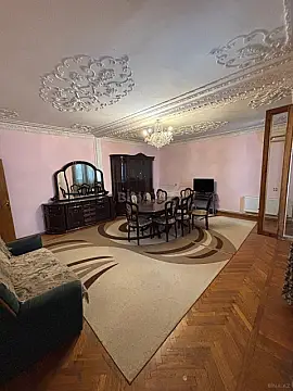 Kirayə verilir 4 otaqlı mənzil 100 m²