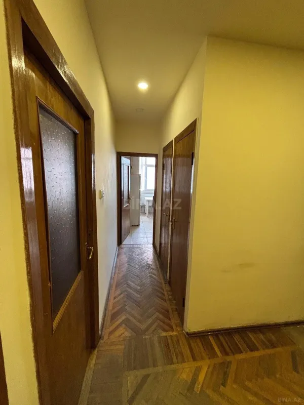 Kirayə verilir 4 otaqlı mənzil 100 m²