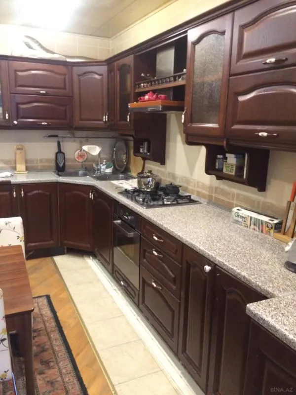 Satılır 4 otaqlı mənzil 102 m²