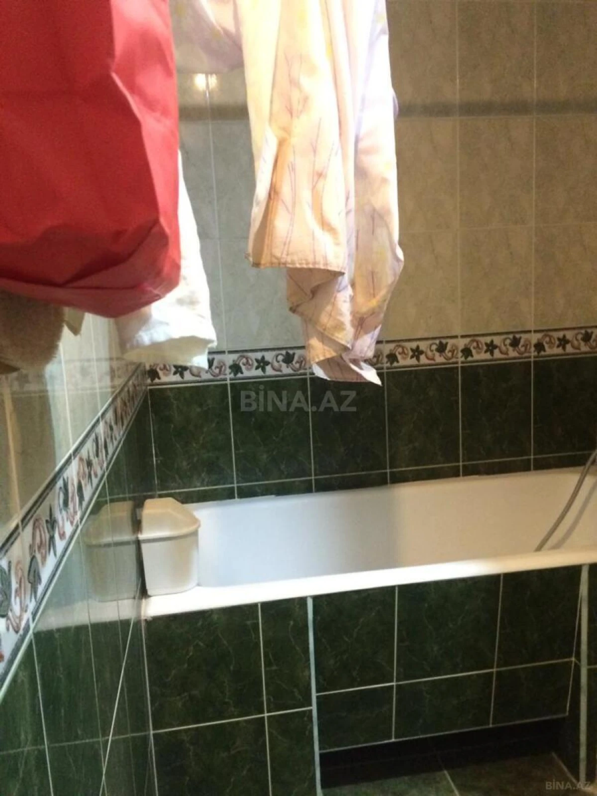 Satılır 4 otaqlı mənzil 102 m²