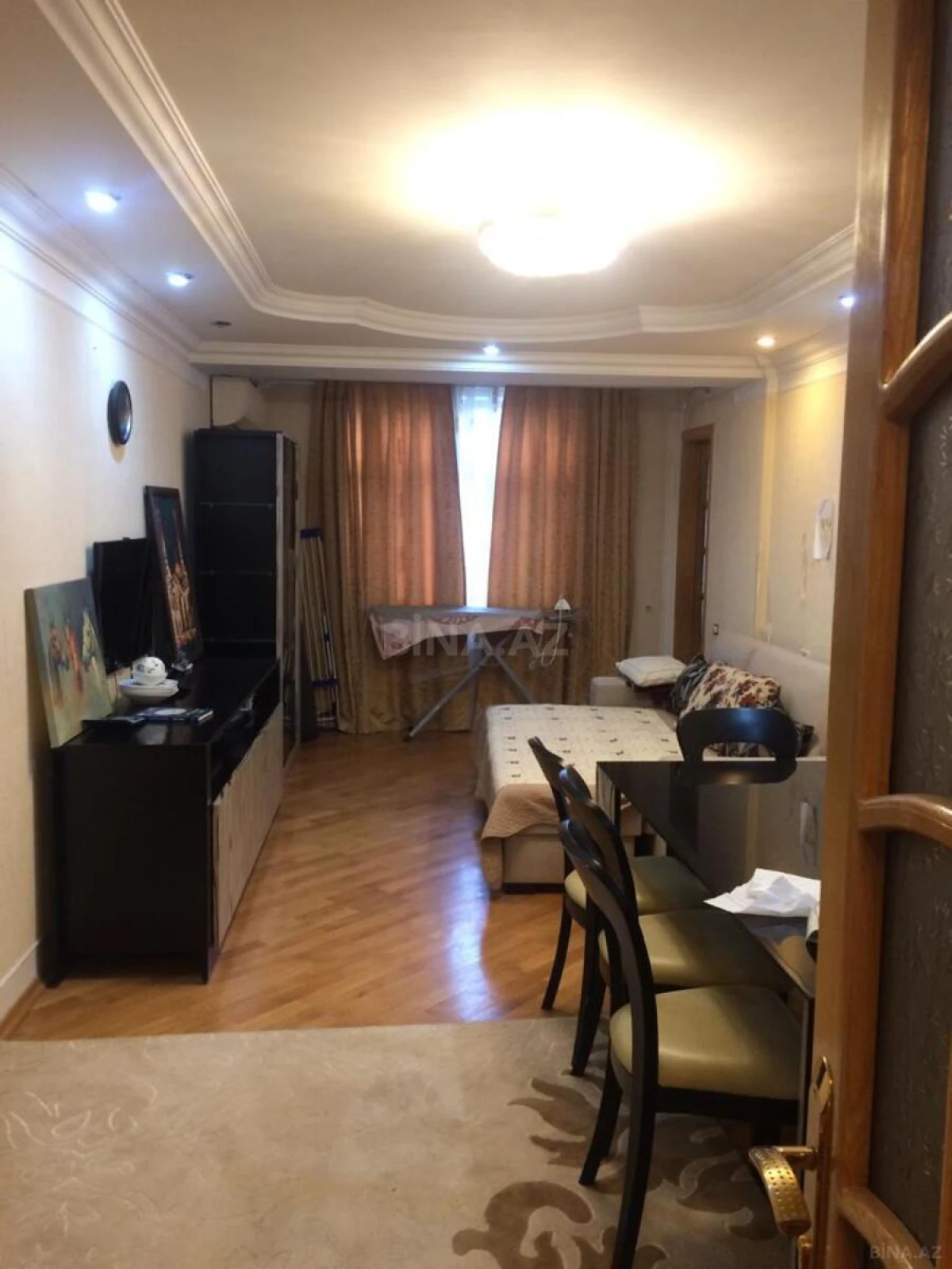 Satılır 4 otaqlı mənzil 102 m²