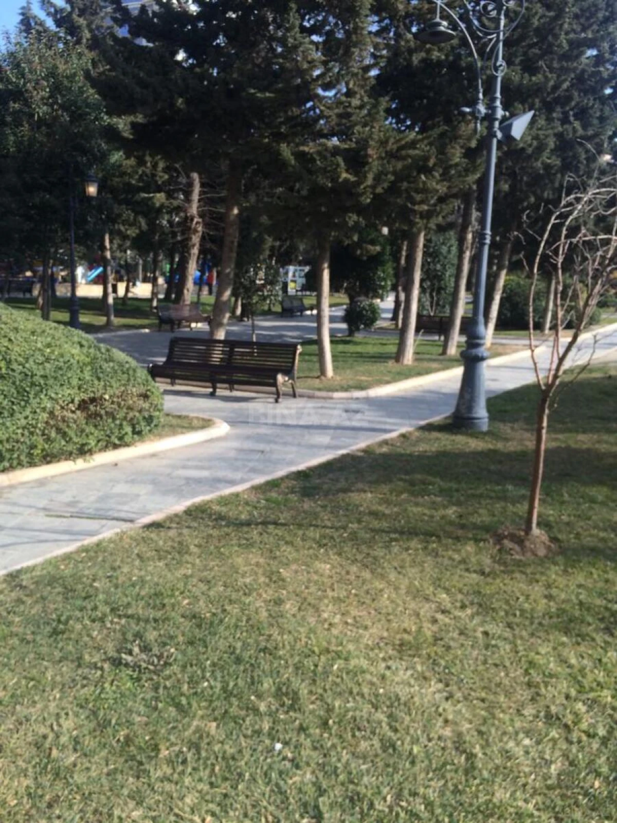 Satılır 4 otaqlı mənzil 102 m²