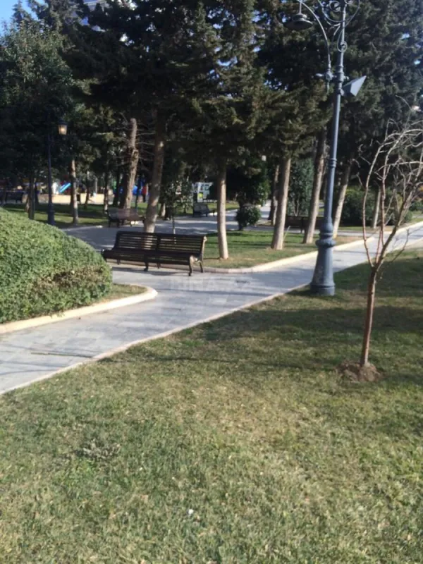 Satılır 4 otaqlı mənzil 102 m²
