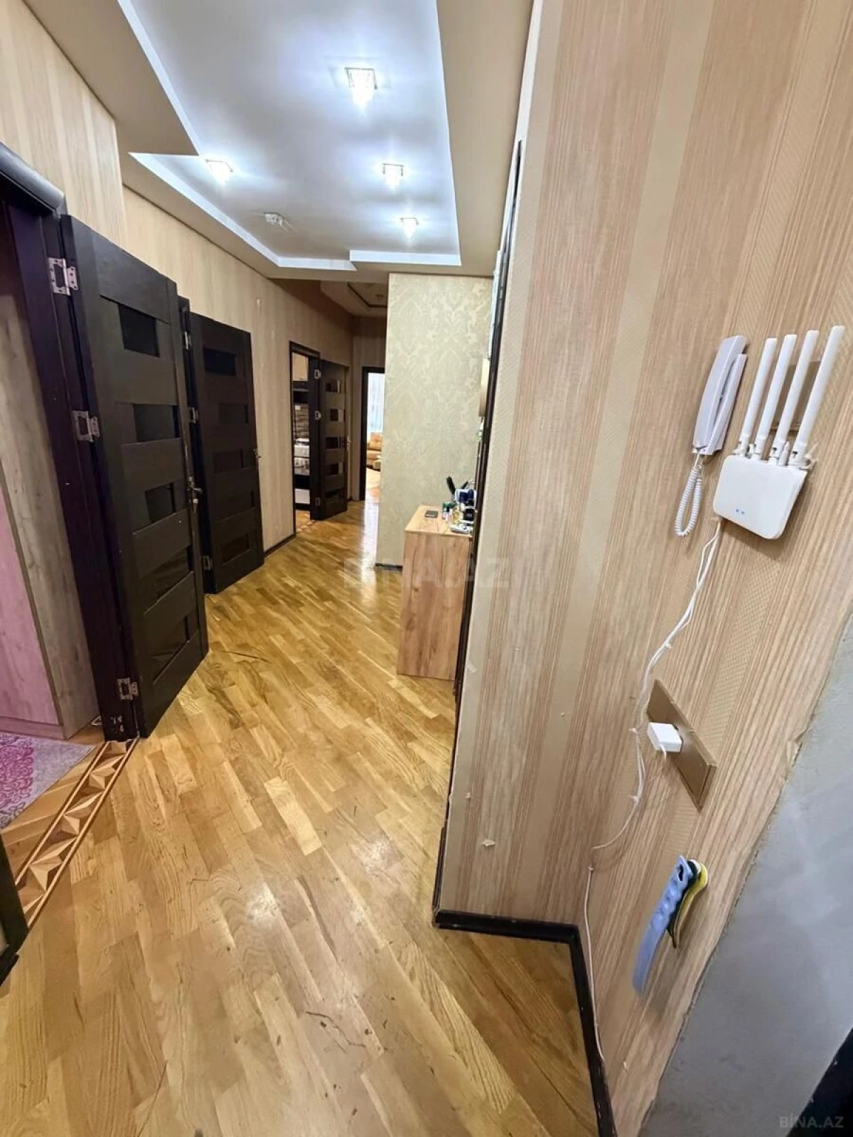 Satılır 3 otaqlı mənzil 98 m²