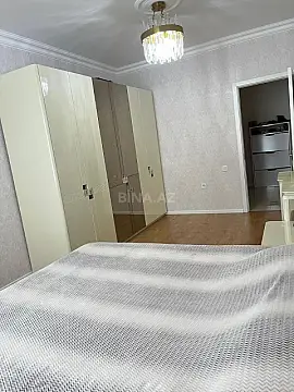 Kirayə verilir 3 otaqlı mənzil 127 m²