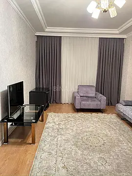 Kirayə verilir 3 otaqlı mənzil 127 m²