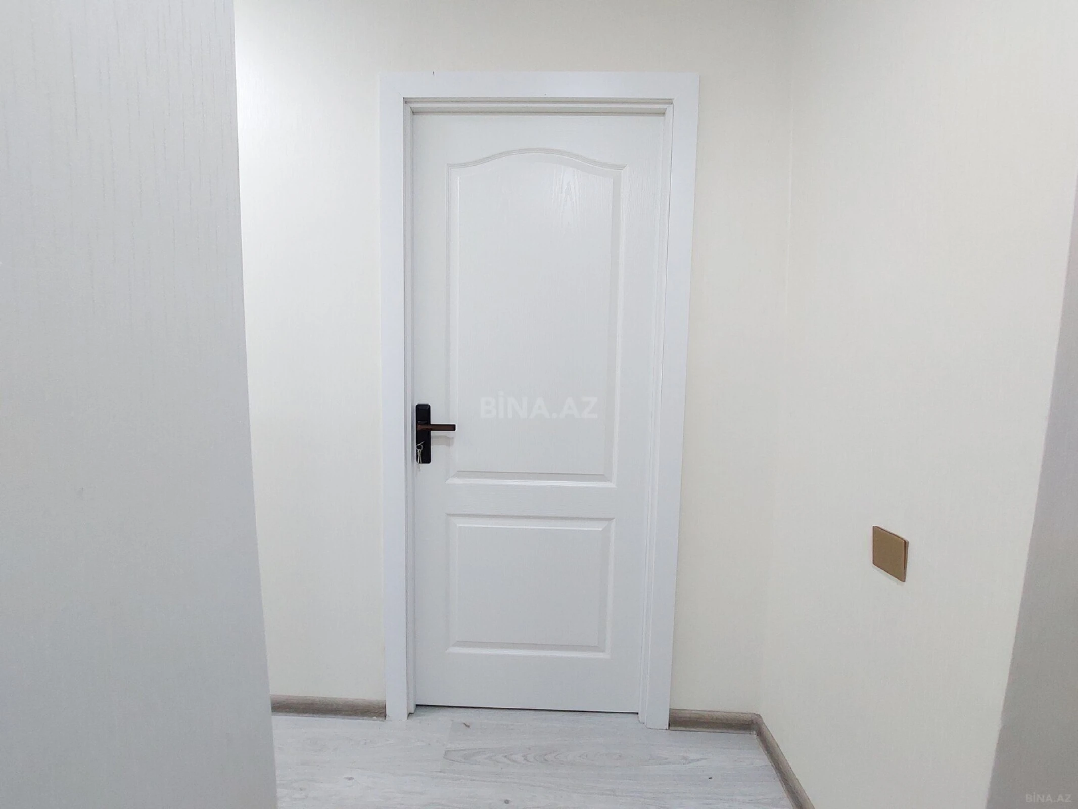 Satılır 1 otaqlı mənzil 35 m²