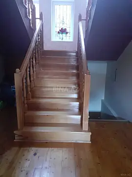 Satılır 6 otaqlı həyət evi 370 m²