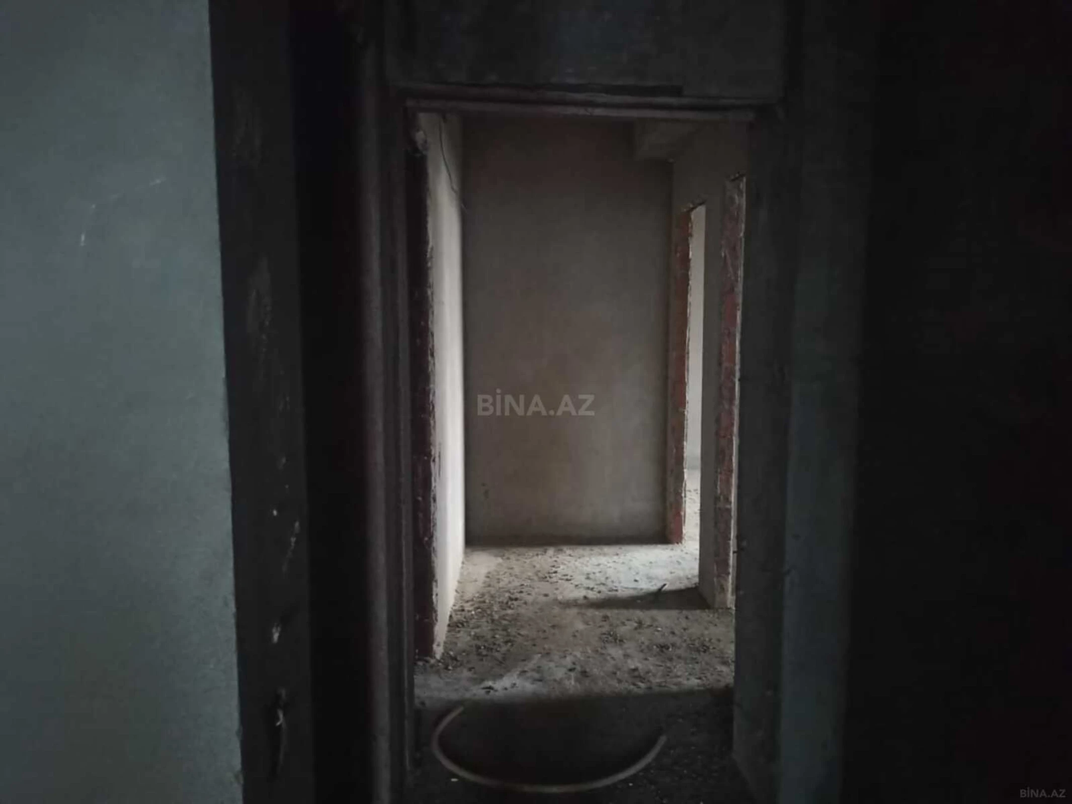 Satılır 3 otaqlı mənzil 152.5 m²