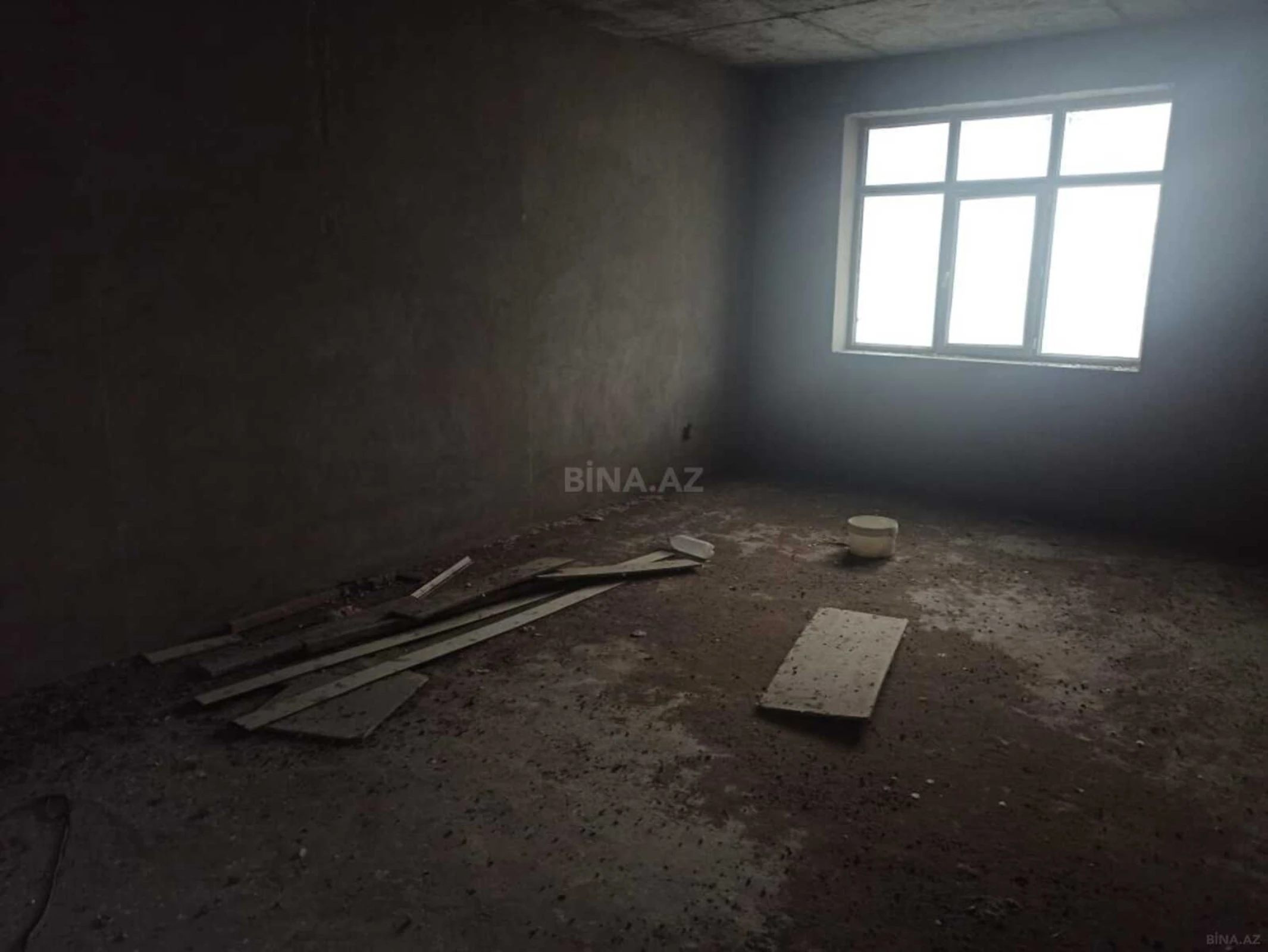 Satılır 3 otaqlı mənzil 152.5 m²