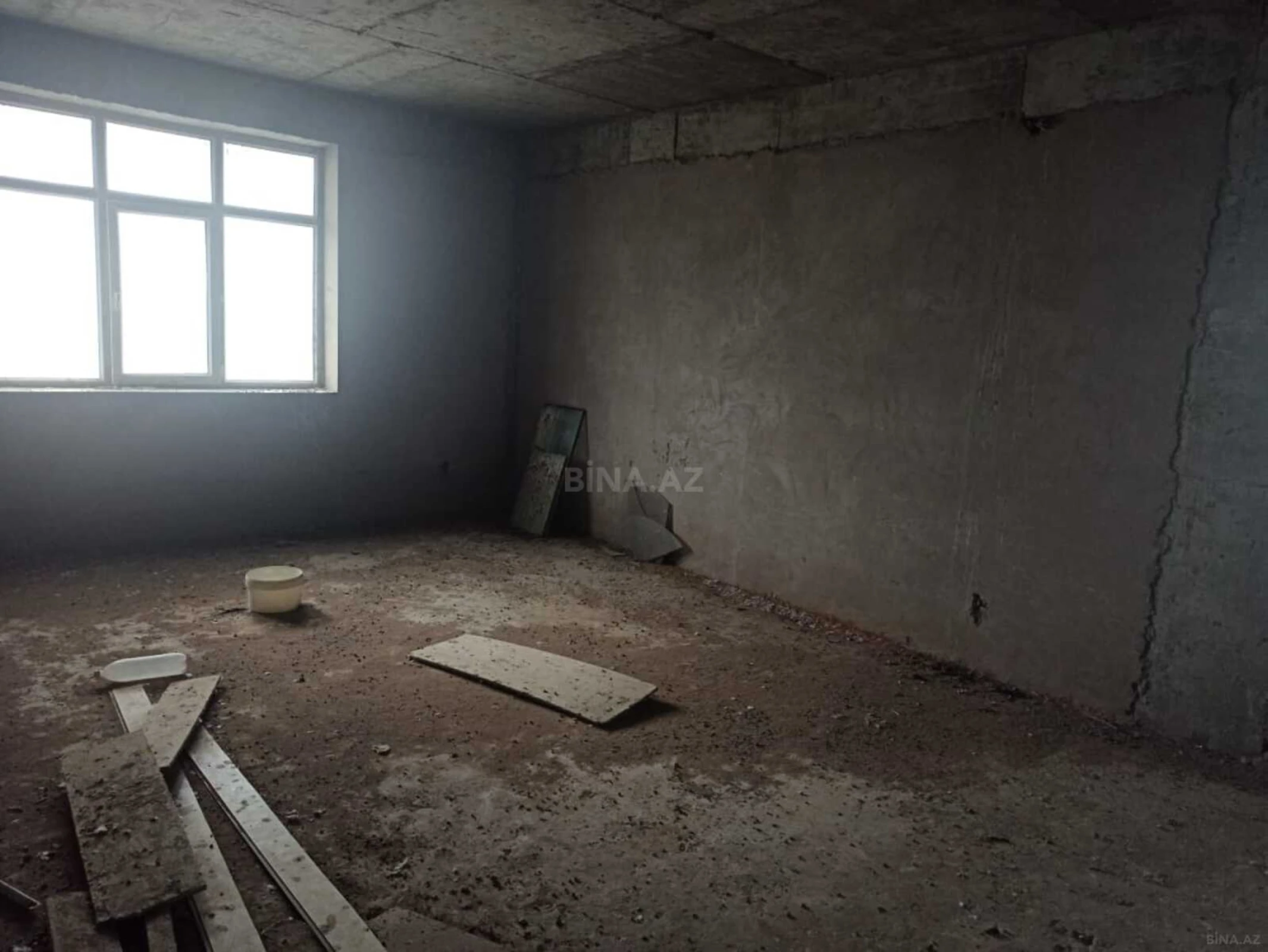 Satılır 3 otaqlı mənzil 152.5 m²