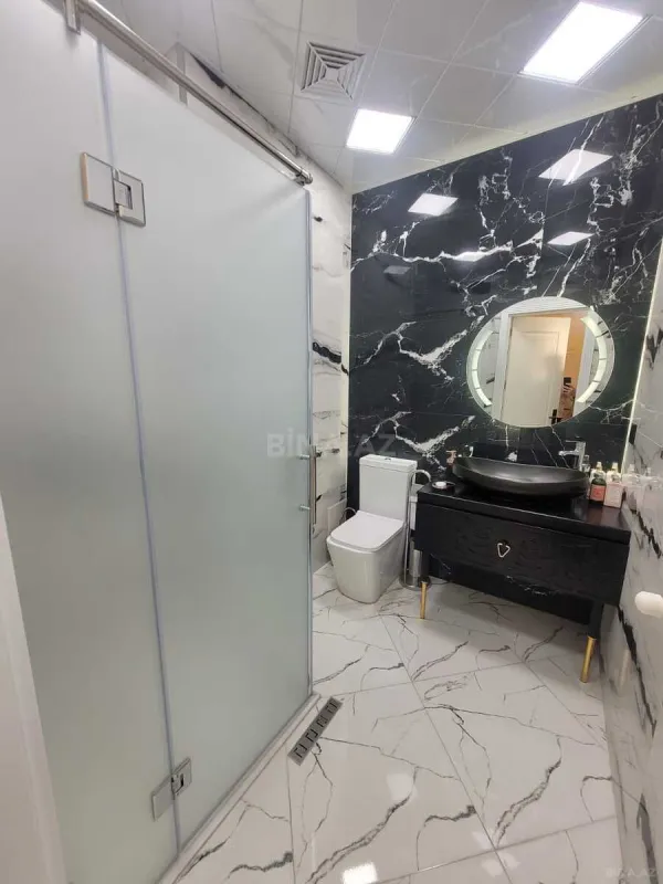 Satılır 2 otaqlı mənzil 70 m²