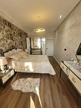 Satılır 2 otaqlı mənzil 70 m²
