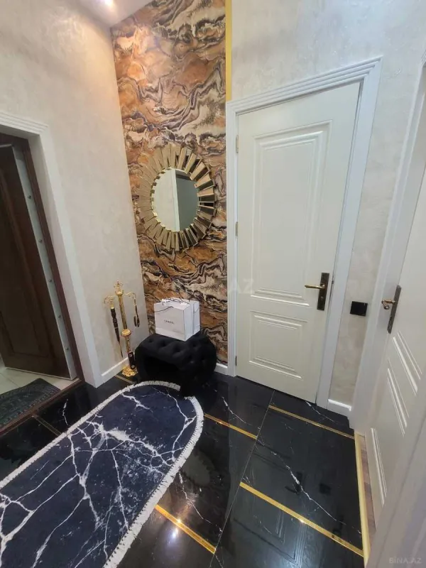 Satılır 2 otaqlı mənzil 70 m²
