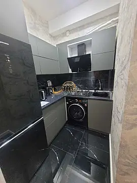 Satılır 2 otaqlı mənzil 70 m²