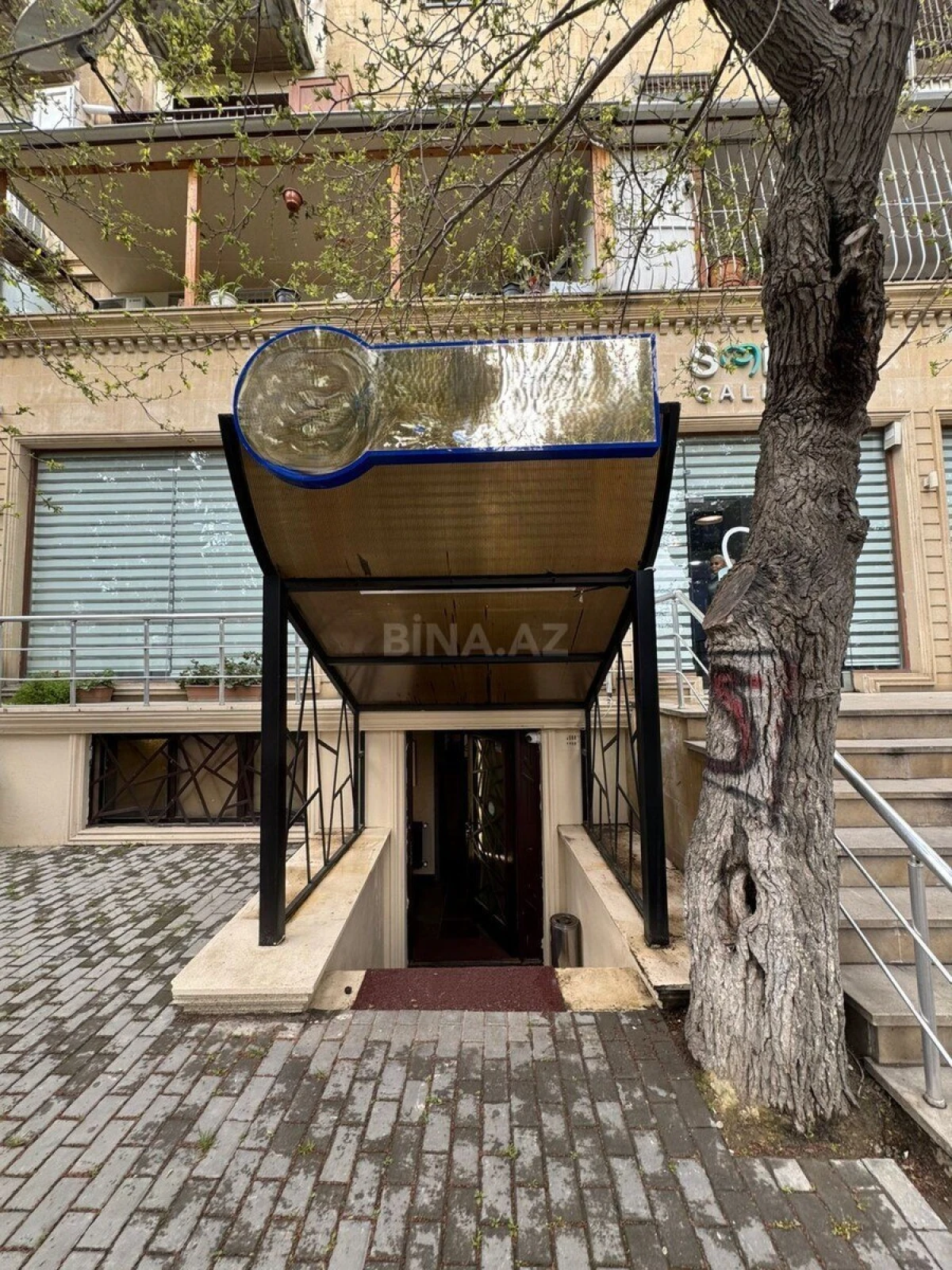 Kirayə verilir obyekt 90 m²