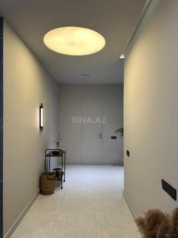 Satılır 3 otaqlı mənzil 150 m²