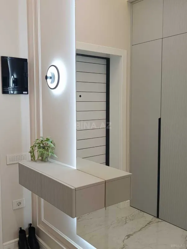 Kirayə verilir 2 otaqlı mənzil 100 m²