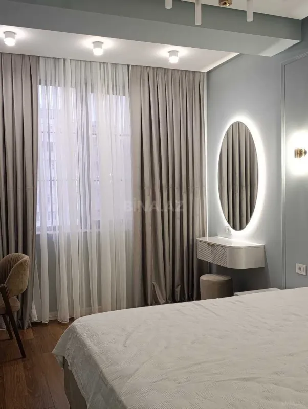 Kirayə verilir 2 otaqlı mənzil 100 m²