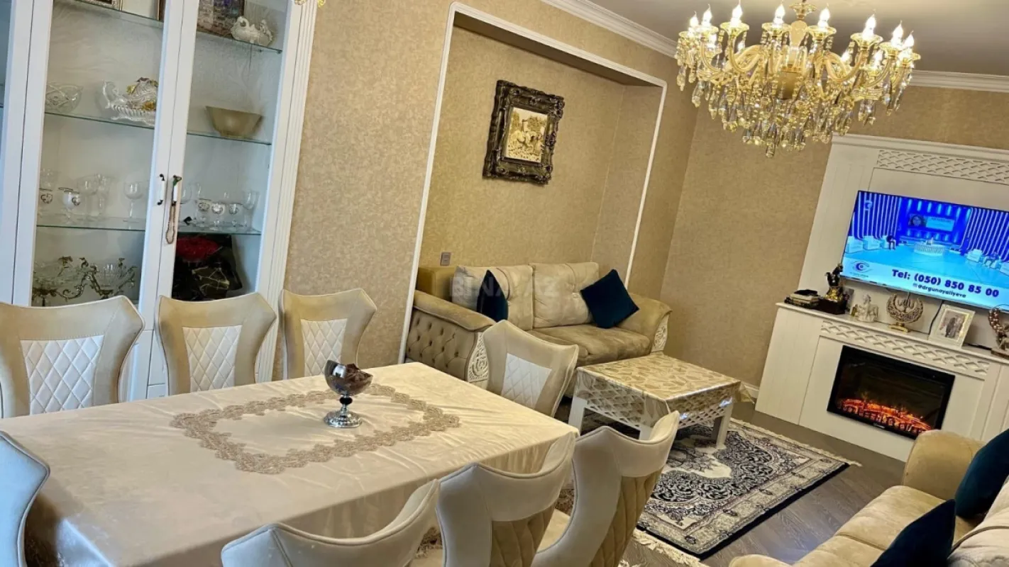 Kirayə verilir 3 otaqlı mənzil 148 m²