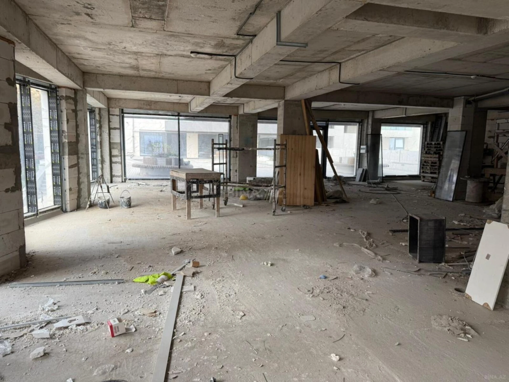 Kirayə verilir obyekt 450 m²