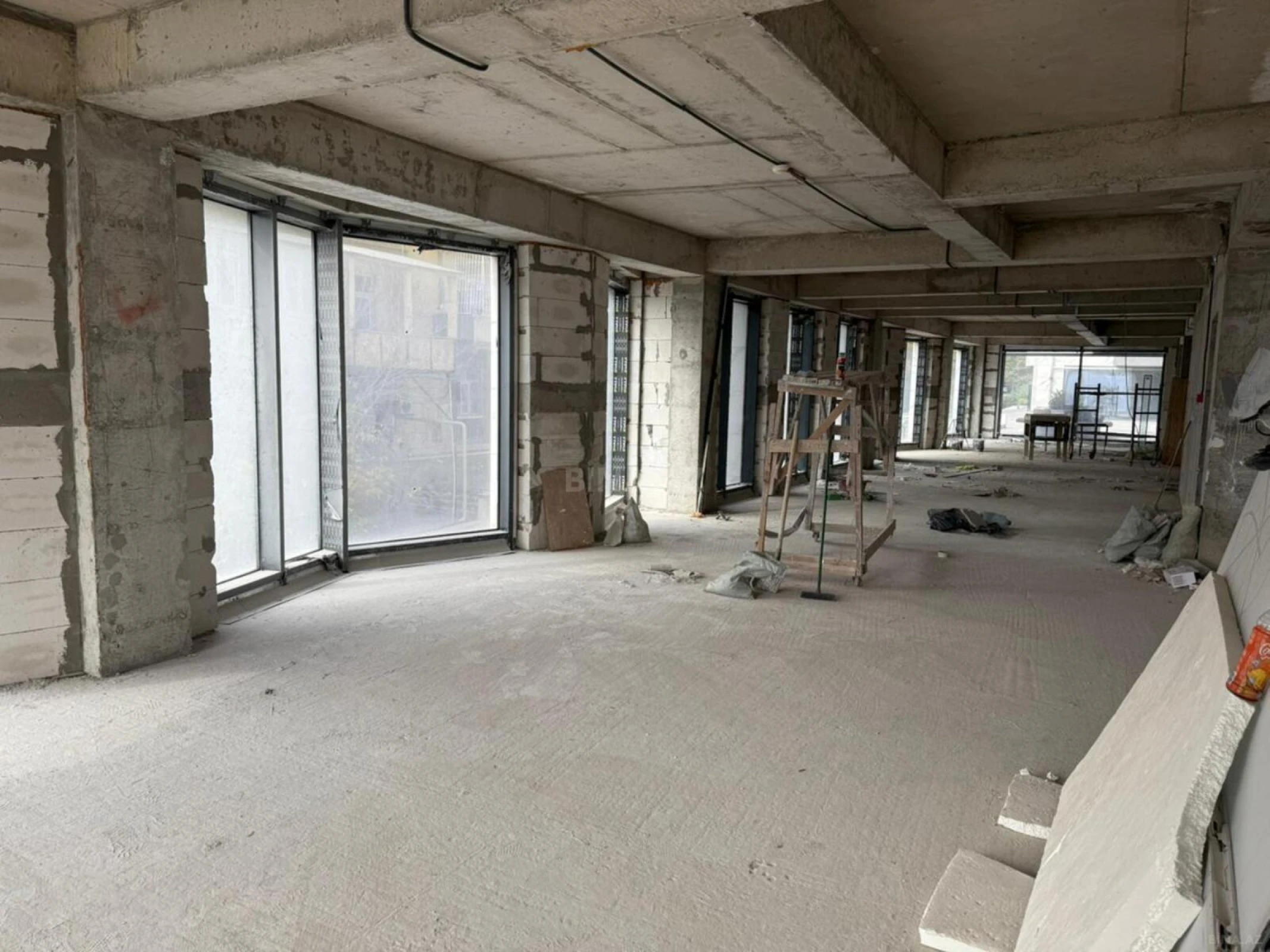 Kirayə verilir obyekt 450 m²