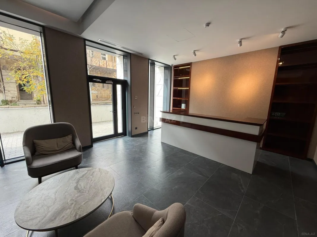 Kirayə verilir obyekt 450 m²