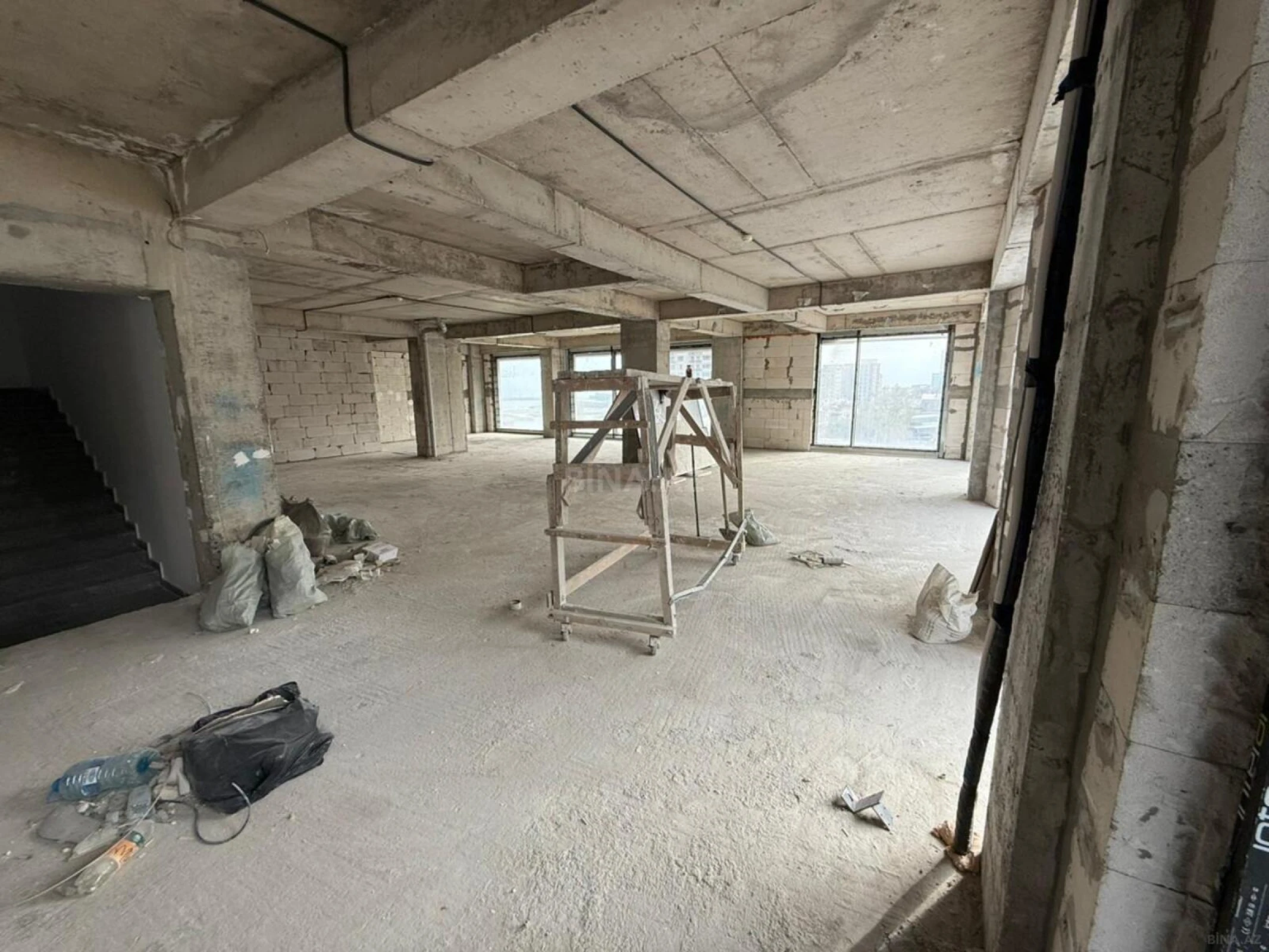 Kirayə verilir obyekt 450 m²