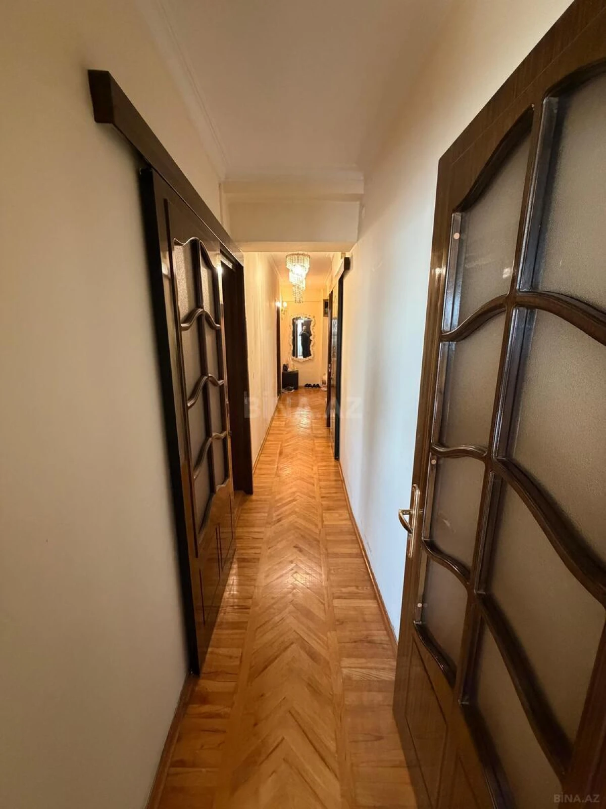 Kirayə verilir 2 otaqlı mənzil 80 m²