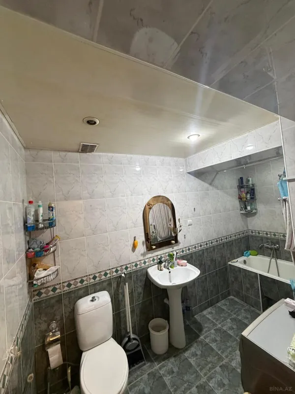 Kirayə verilir 2 otaqlı mənzil 80 m²