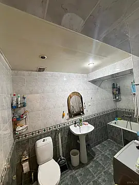 Kirayə verilir 2 otaqlı mənzil 80 m²