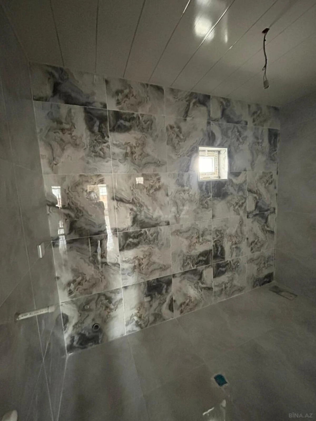 Satılır 4 otaqlı həyət evi 140 m²