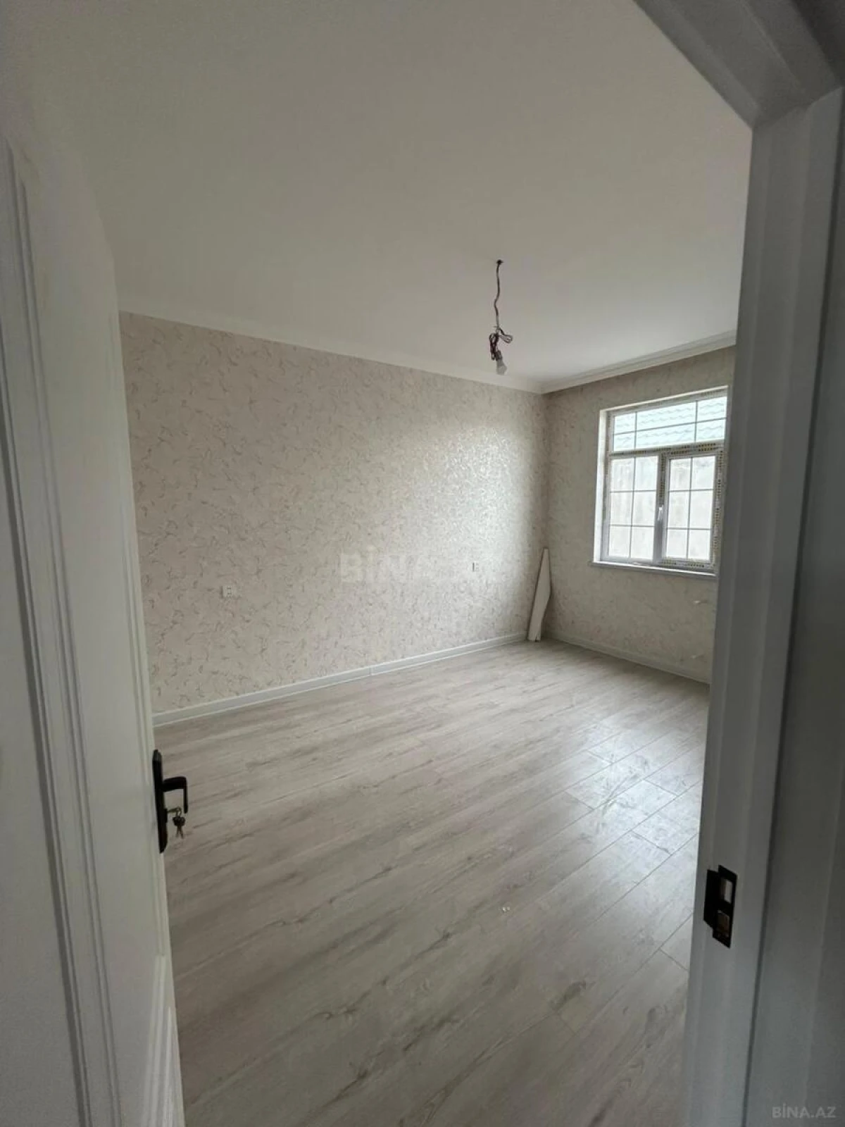 Satılır 4 otaqlı həyət evi 140 m²