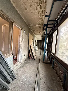 Satılır 4 otaqlı mənzil 82 m²