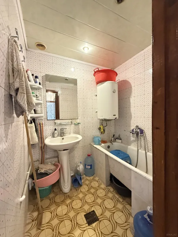 Satılır 2 otaqlı mənzil 65 m²