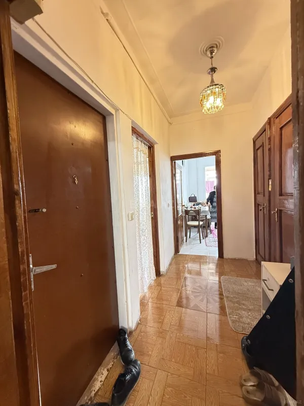 Satılır 2 otaqlı mənzil 65 m²
