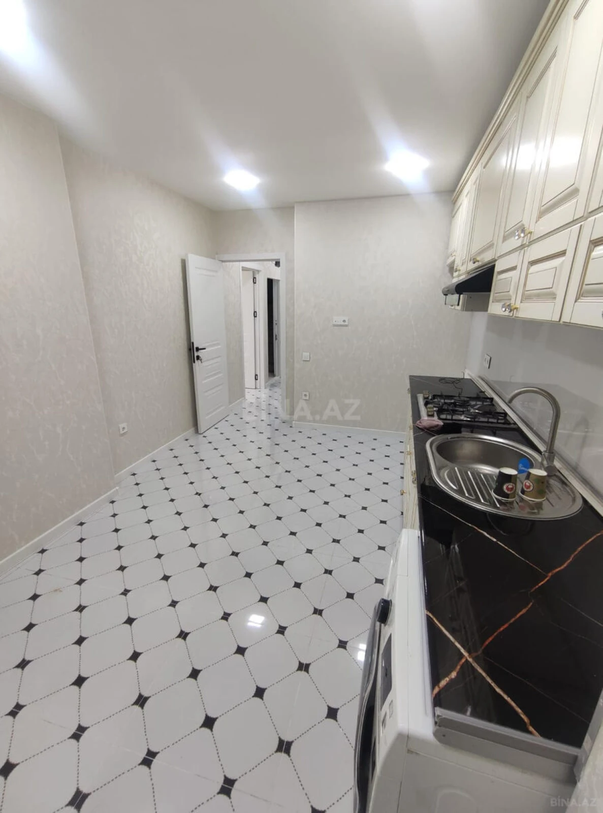 Kirayə verilir 3 otaqlı mənzil 65 m²